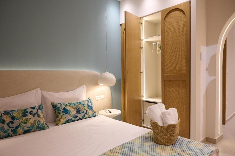 Room 2, Perea Fiore Suites, Central Macedonia