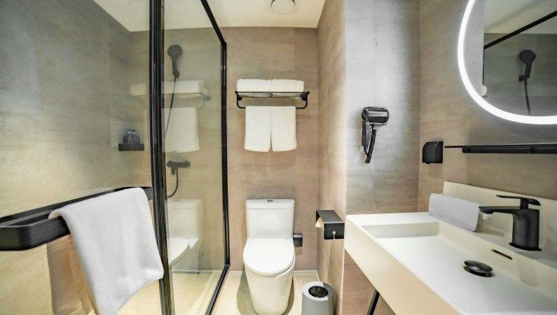 Bathroom 3, Hanting Hotel Linyi Linshu County, Linyi