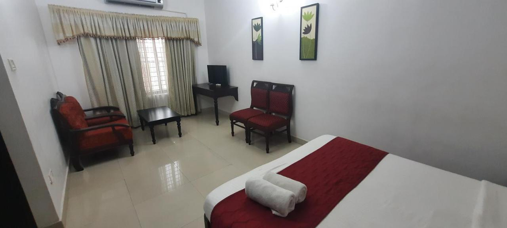 Others 3, Gee Bee Palace, Ernakulam