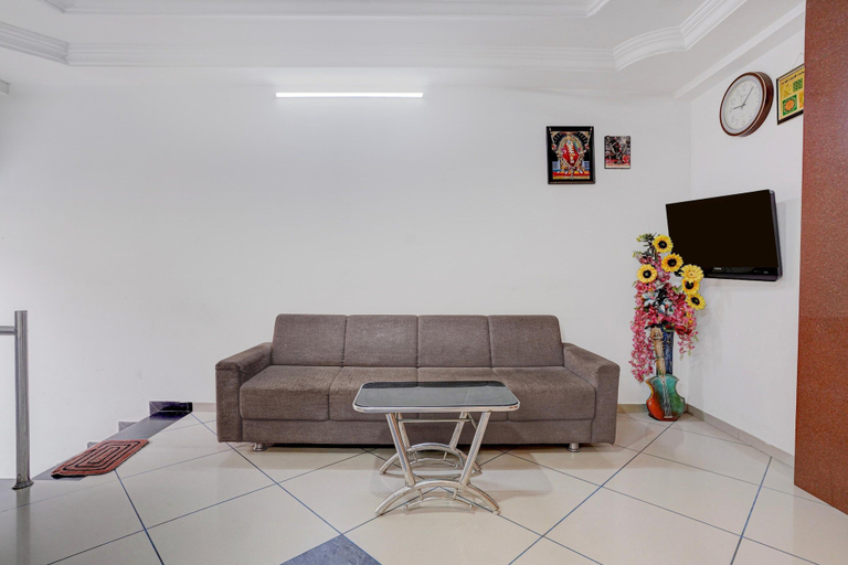 Room 5, Collection O Rajkot Central Bus Terminal, Rajkot