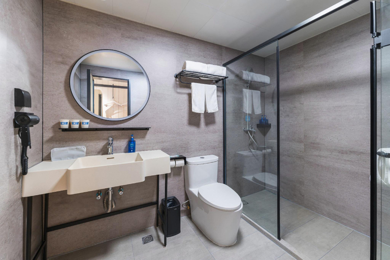 Bathroom, Hanting Hotel Baoding South Chaoyang Street, Baoding