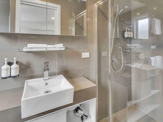 Bathroom 3, BIG4 Ingenia Holidays Queenscliff Beacon, Queenscliffe