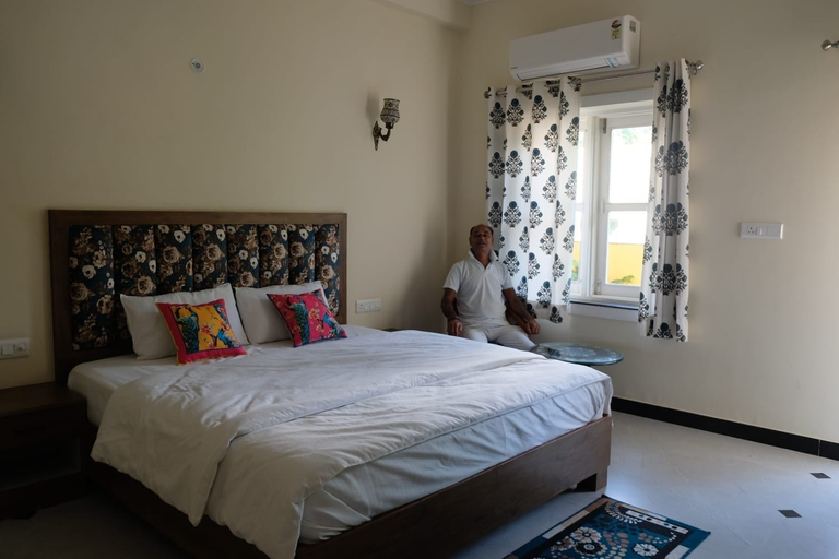 Room 3, Arti's Homestay, Agra