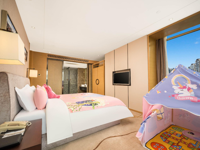 Bedroom 2, City Hotel, Shenzhen