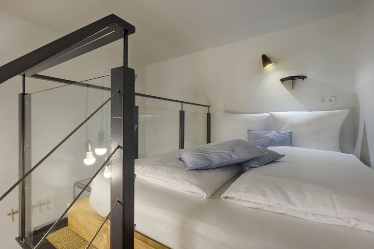 Room 5, homie stay am spital, Würzburg