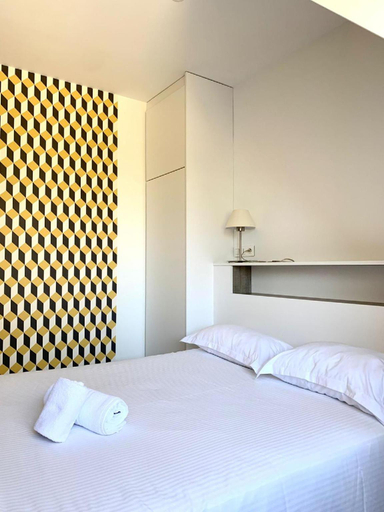 Bedroom 3, Logis Hotel Domaine du Moulin Cavier - Restaurants & Spa, Maine-et-Loire