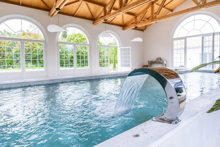 Indoor pool 5, Domaine Secret d'Uzès & Spa, Gard