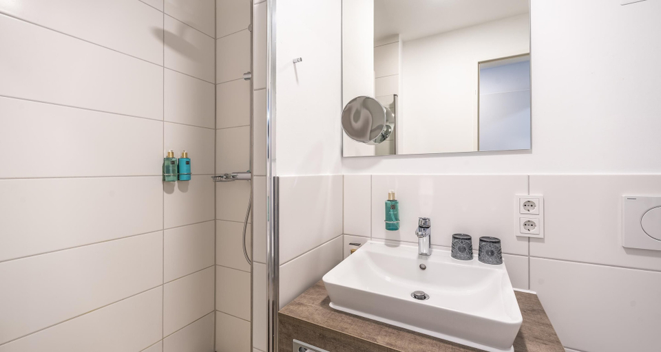 Bathroom 5, Aiden by Best Western Biberach, Biberach