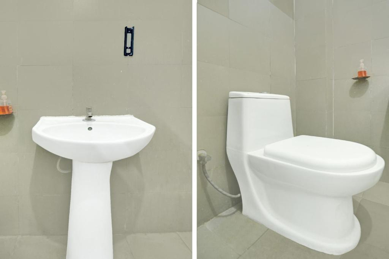 Bathroom, Hotel Ashiyana Inn, Patna