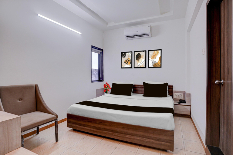 Room 2, Collection O Rajkot Central Bus Terminal, Rajkot