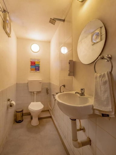 Bathroom 3, goSTOPS Lite Kochi, Ernakulam