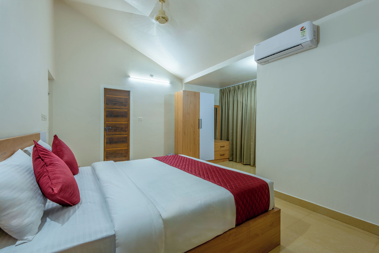Room 3, Cosvalia Pool Resort, Wayanad