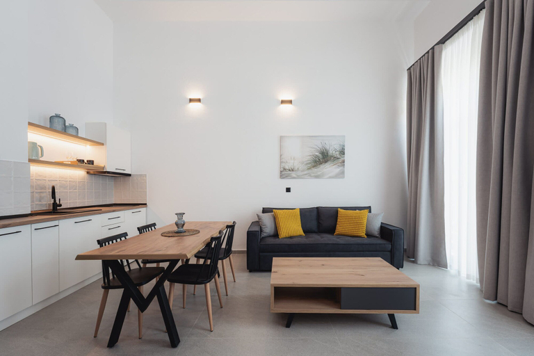 Room 4, Chalkidiki Peaceful Retreat With Private Parking, Central Macedonia