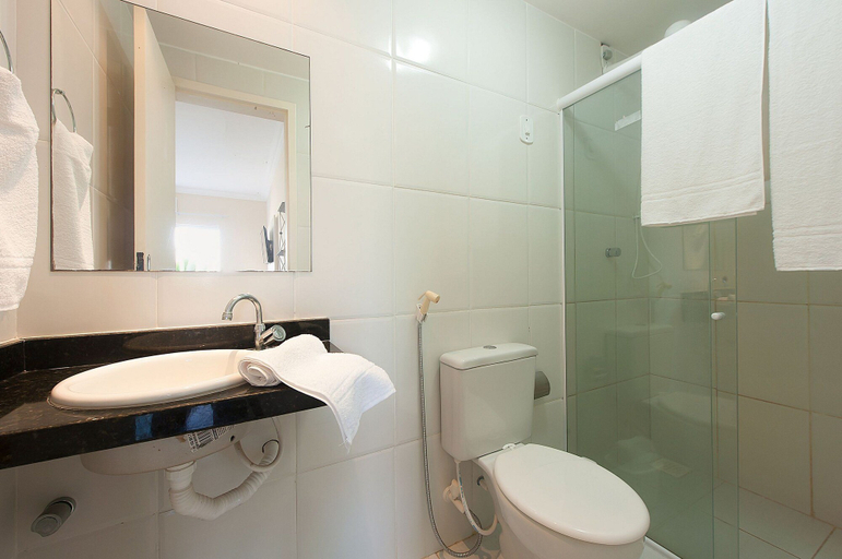 Bathroom 4, Casa na Praia de Tabuba por Carpediem, Caucaia