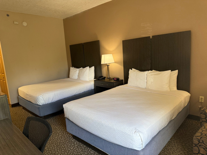 Bedroom 3, Comfort Inn & Suites Bradenton North I-75, Manatee