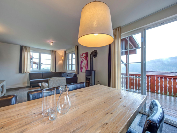 Food & Drinks 3, Villa with bubble bath, solarium and fireplace, Euskirchen