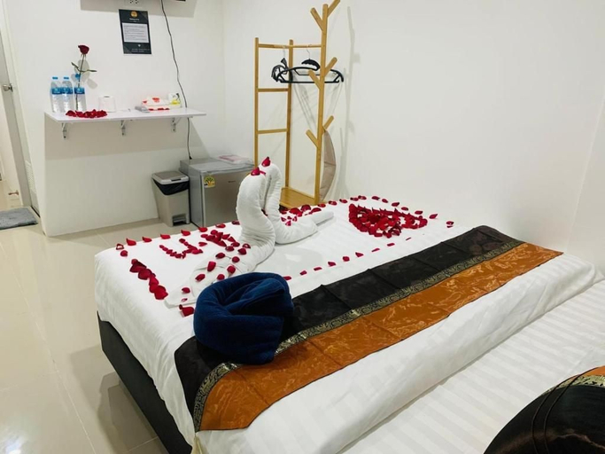 Room 2, Patong Beach Verve, Phuket Island