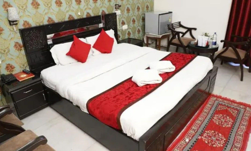 Room 2, Fabhotel Eshvan, Gautam Buddha Nagar