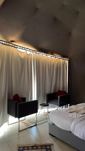 Bedroom 2, RUM NADINE LUXURY CAMP & Bubbles Hotel, Quaira