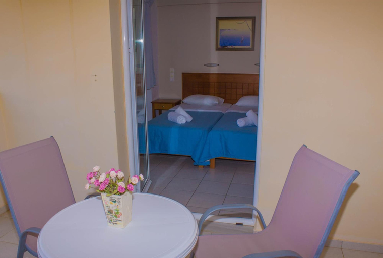 Bedroom 4, Sunshine Studios & Apartments, Crete