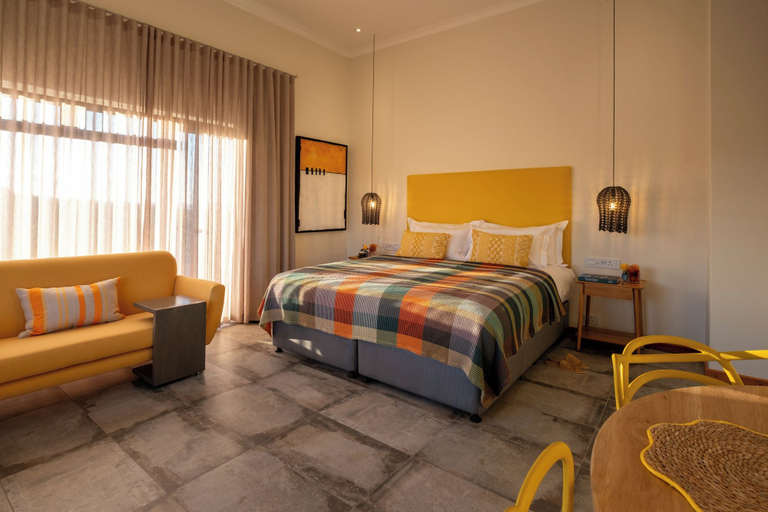 Room 2, Enon Heights 5-Star Luxury Stay, Eden
