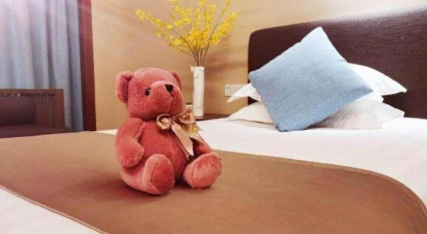 Bedroom 2, New Century Hotel Ninghai, Ningbo