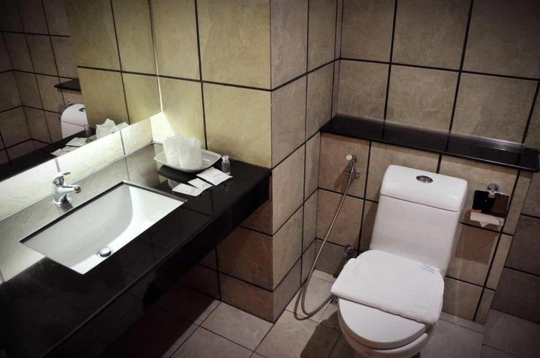Bathroom 3, Ban Nai Amphoe, Muang Nakhon Ratchasima