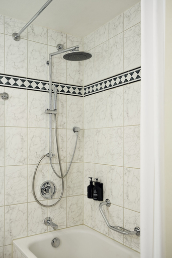 Bathroom, c/o56 Chemnitz, Chemnitz
