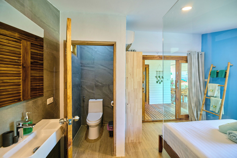 Bathroom 4, Joy Beach Villas, Ko Phangan
