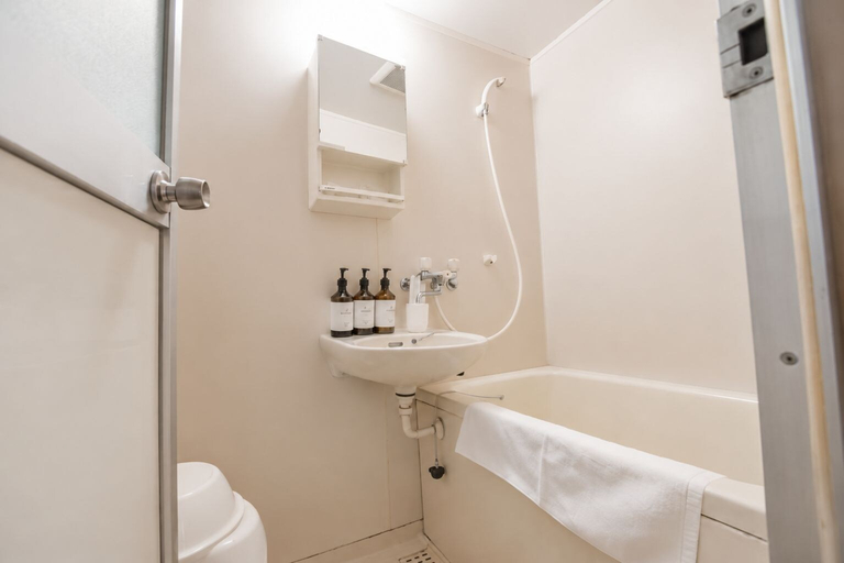 Bathroom 3, Randor Residence Tokyo Grand, Taitō