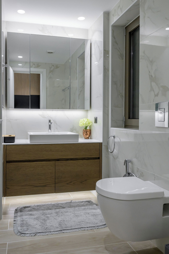 Bathroom 4, Alma City Apartment, Crete