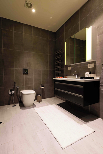 Bathroom 4, Dreamland Golf Hotel, Baku