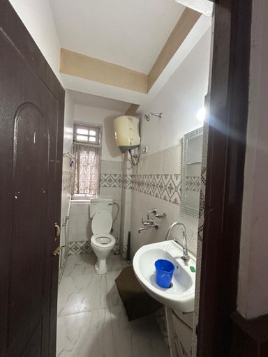 Bathroom 5, VELOURA Hills HOMESTAY, Darjiling