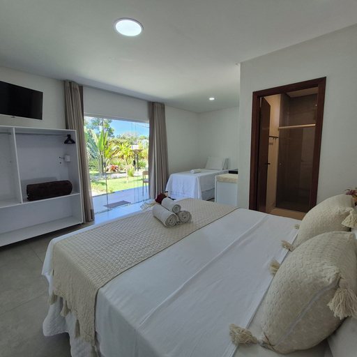 Room 4, Pousada Sky Dream-Beira Mar- By LVF, Porto Seguro