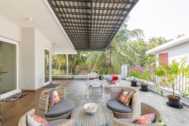 3, Lux 5BR Villa in Anjuna, Perfect for Groups | Aria, North Goa