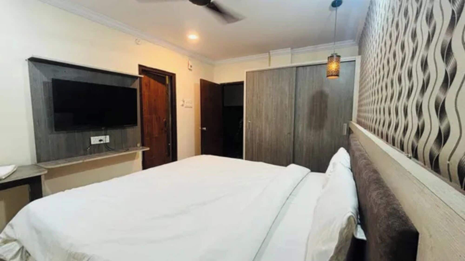 Room 5, Fabhotel Blue Star Inn, Ranga Reddy