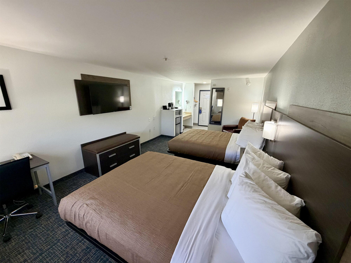 Bedroom 3, Best Western Lubbock Inn, Lubbock