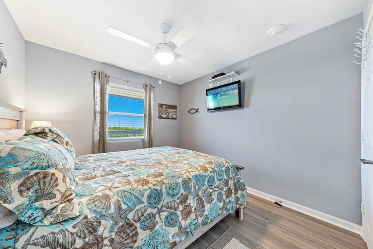 Bedroom 2, Plantation East, Baldwin