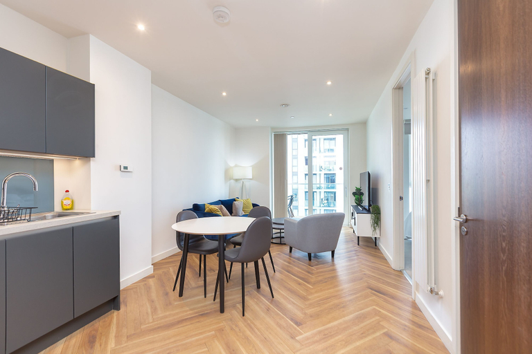 Room 2, Green Rooms by Veeve, Salford