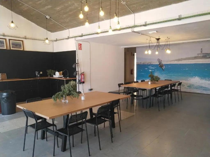 Food & Drinks, Area Surf House, A Coruña