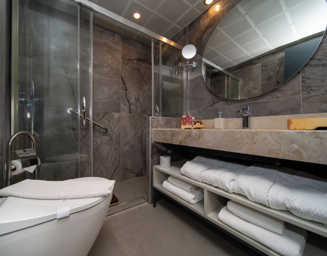 Bathroom 5, Hotel Ambrosia, Bodrum