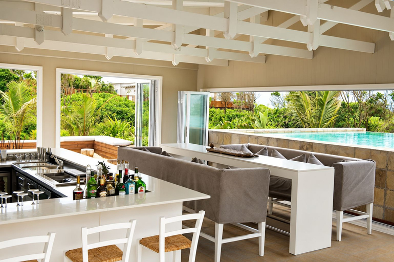 Food & Drinks 5, White Pearl Resorts, Matutuíne