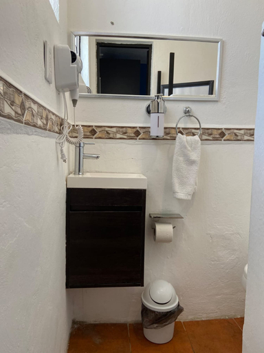 Bathroom 4, Suites del Sureste, Mérida