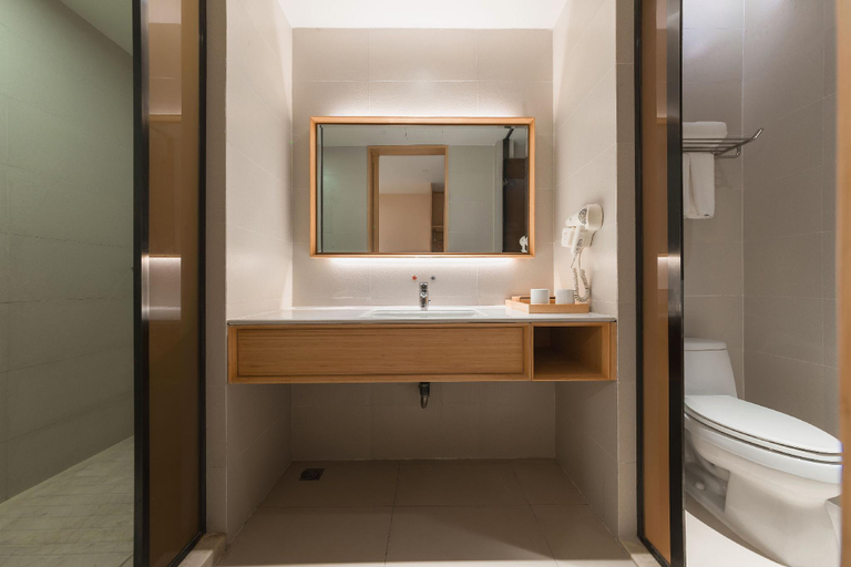 Bathroom 4, Chonpines Hotels·Leshan Giant Buddha, Leshan