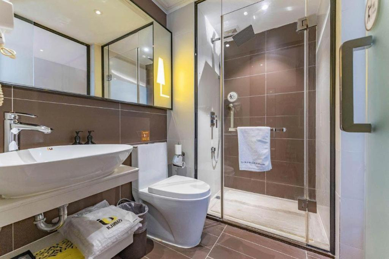 Bathroom 4, IU Hotel Shanwei Haifeng Passenger Station, Shanwei