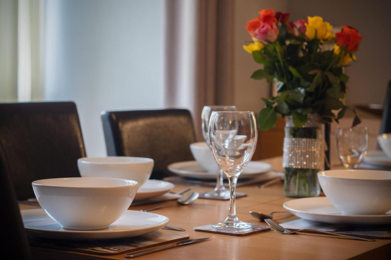 Food & Drinks 4, Fletcher Coach House - 3 Bedroom Cottage - Pendine, Carmarthenshire