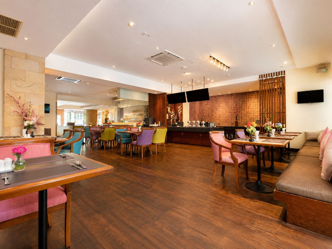 Food & Drinks 5, Journeyhub Sukhumvit 26 Bangkok, Khlong Toey