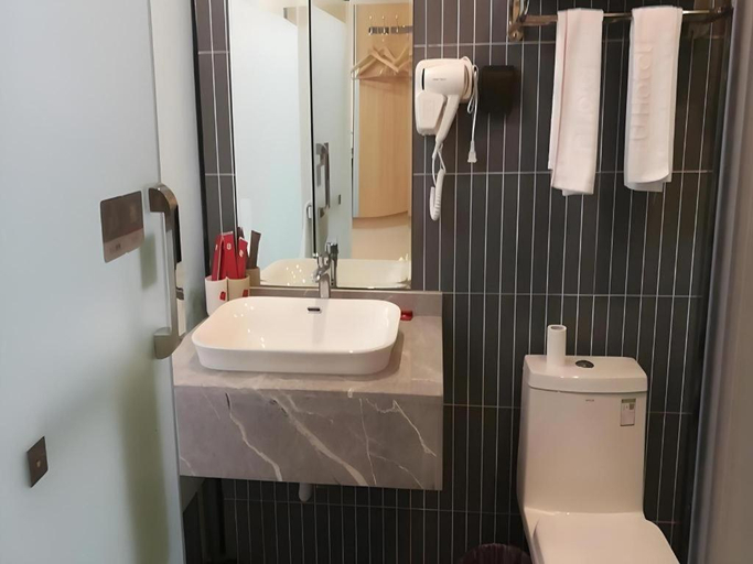 Bathroom 5, Thank Inn Hotel Sichuan Nanchong Gaoping District Longmen, Nanchong