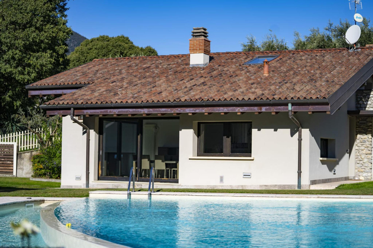 4, Villa Anna Lake View, Brescia