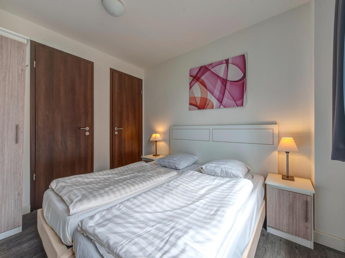 Bedroom, Villa with bubble bath, solarium and fireplace, Euskirchen